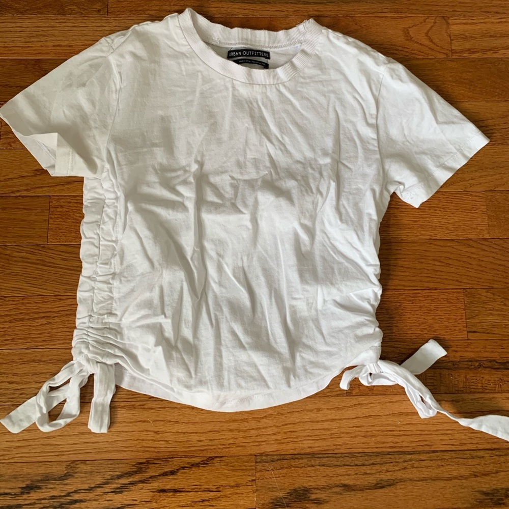 Urban outfitters cropped tee